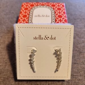 Stella & Dot Pave Triangle Ear Climber